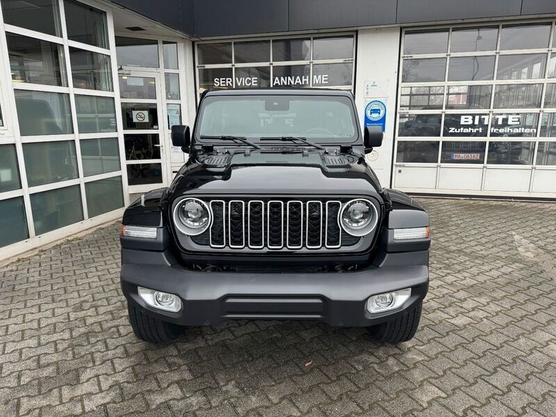 Schwarz Gebraucht 2024 Jeep Wrangler Sahara SUV | 59.900 € (Fairer Preis) - Bild 1/4