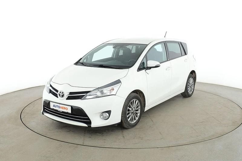 Gebraucht Toyota Verso Edition-S 112 PS (82 kW) 2016 Weiß Van / Kleinbus