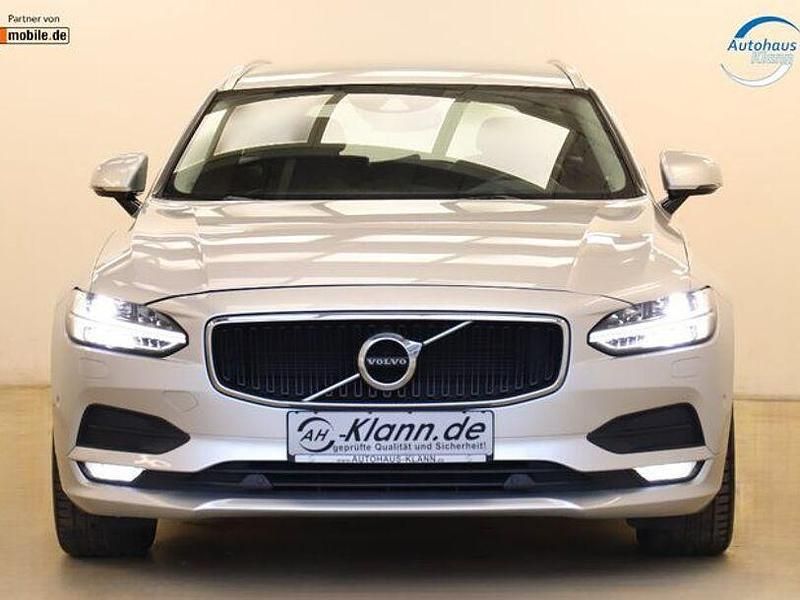 Gebraucht Volvo V90 Momentum 190 PS (139 kW) 2017 Silber Kombi
