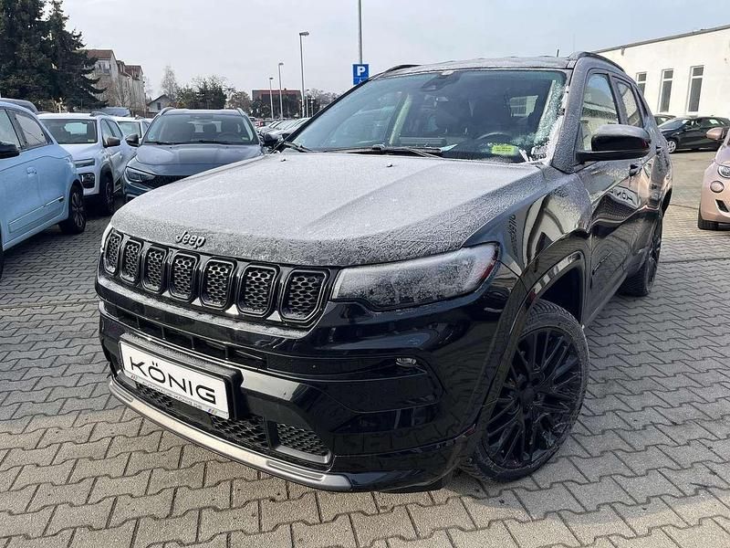 Gebraucht Jeep Compass 131 PS (96 kW) 2023 Schwarz SUV