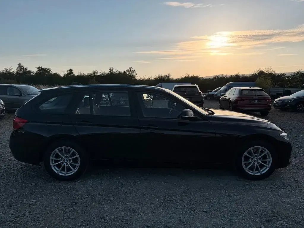 Gebraucht BMW 318 Advantage 150 PS (110 kW) 2018 Schwarz Kombi