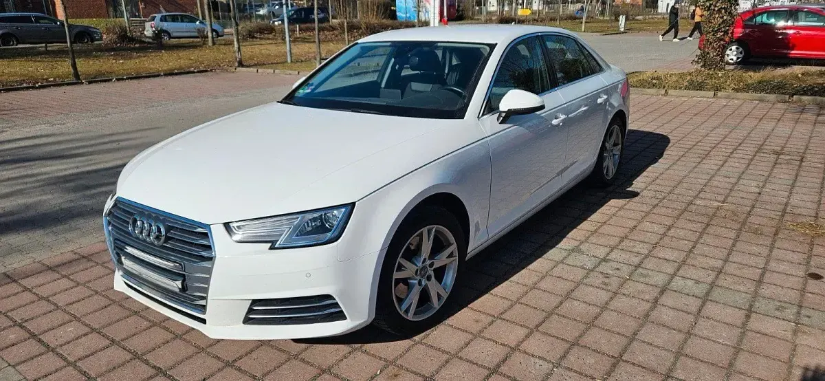 Brugt Audi A4 150 HK (110 kW) 2018 Hvid Sedan
