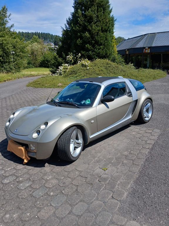 Gold Gebraucht 2005 Smart Roadster Brabus Cabrio | 9.800 € (Etwas zu teuer) - Bild 1/4