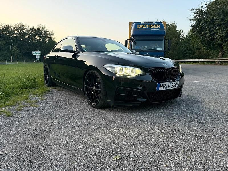 Schwarz Gebraucht 2018 BMW M240 M Sport Coupé | 31.000 € (Fairer Preis) - Bild 1/4