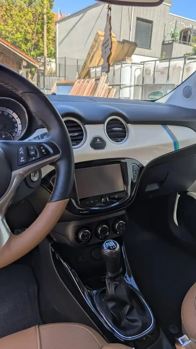 Gebraucht Opel Adam Rocks Rocks 115 PS (84 kW) 2015 Weiß Kleinwagen