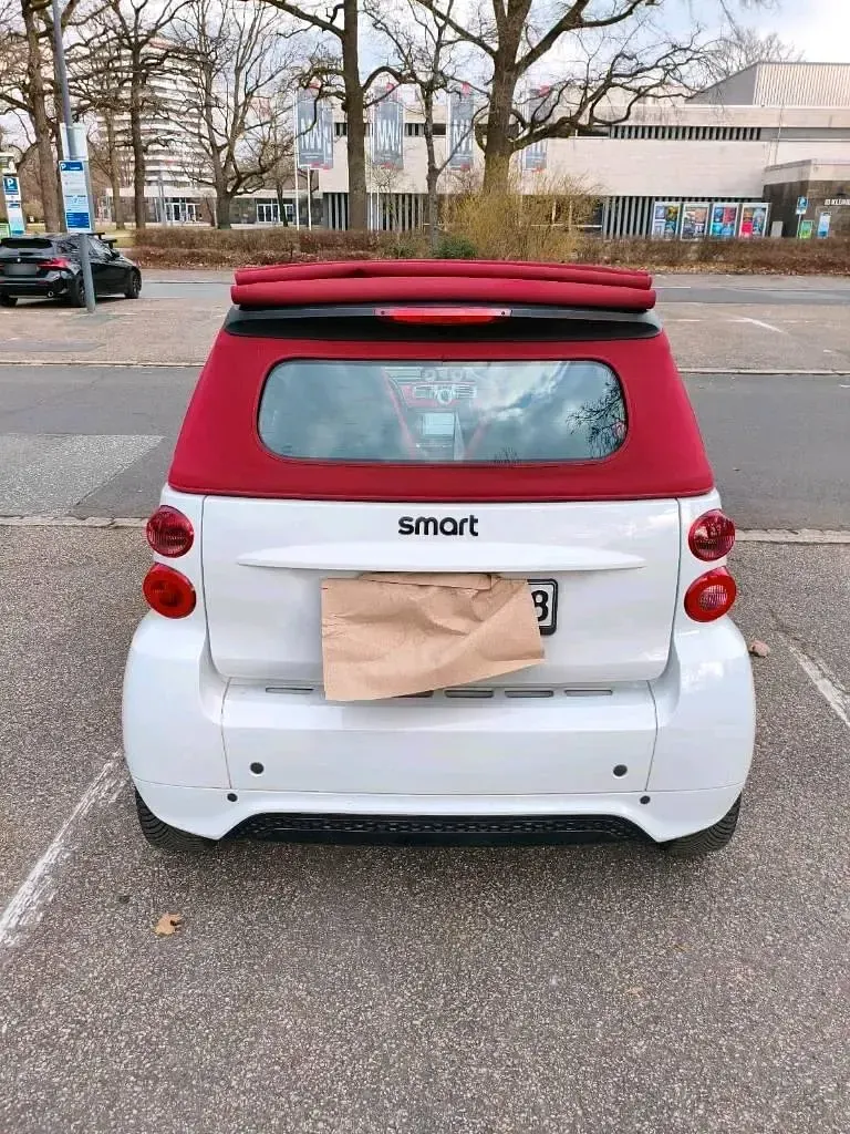 Gebraucht Smart ForTwo Cabrio 71 PS (52 kW) 2012 Weiß Cabrio