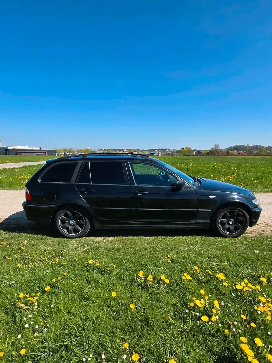 Gebraucht BMW 318 143 PS (105 kW) 2005 Schwarz Kombi