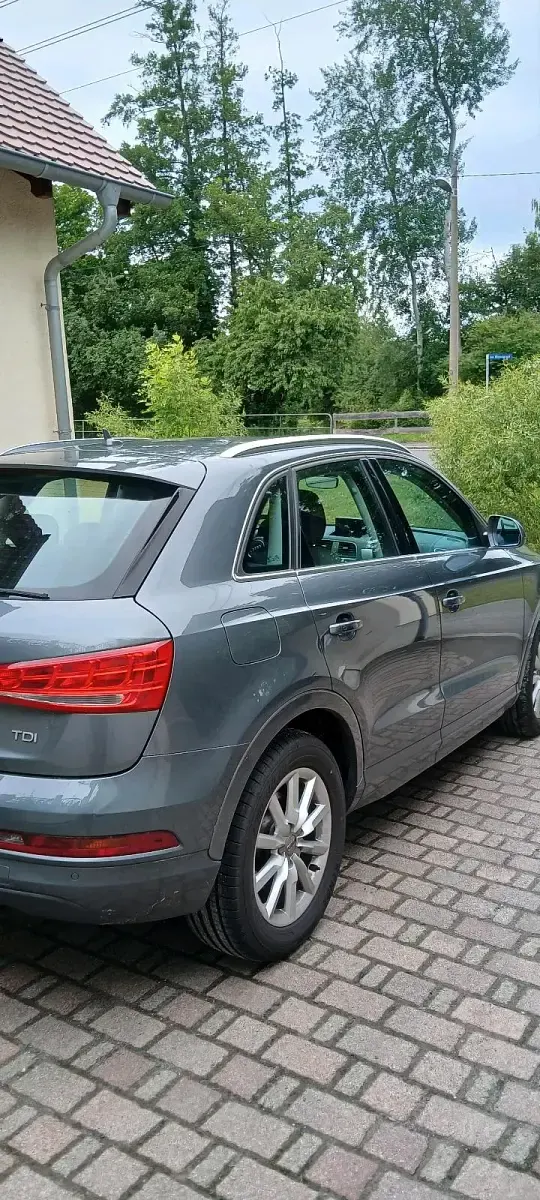 Gebraucht Audi Q3 140 PS (102 kW) 2018 Grau SUV