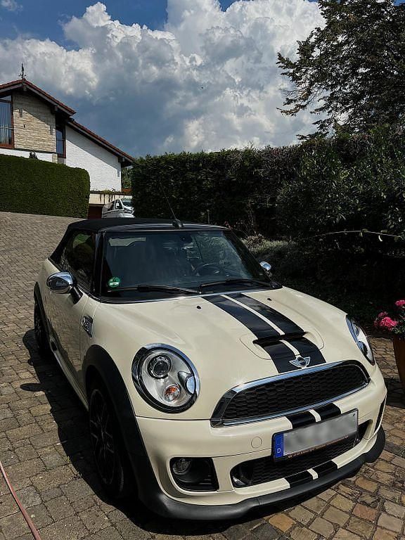Weiß Gebraucht 2015 Mini Cooper S Kleinwagen | 13.600 € (Teuer) - Bild 1/4