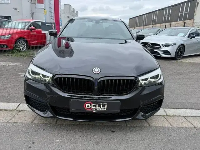 Gebraucht BMW 530 M Sport 252 PS (185 kW) 2020 Saphirschwarz Limousine
