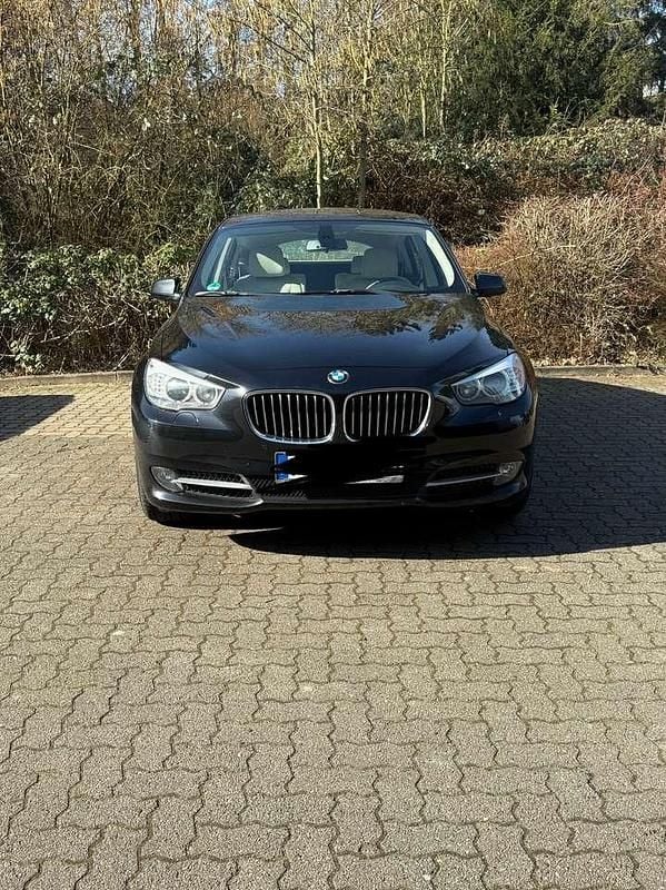 Schwarz Gebraucht 2012 BMW 530 Limousine | 15.000 € (Fairer Preis) - Bild 1/4