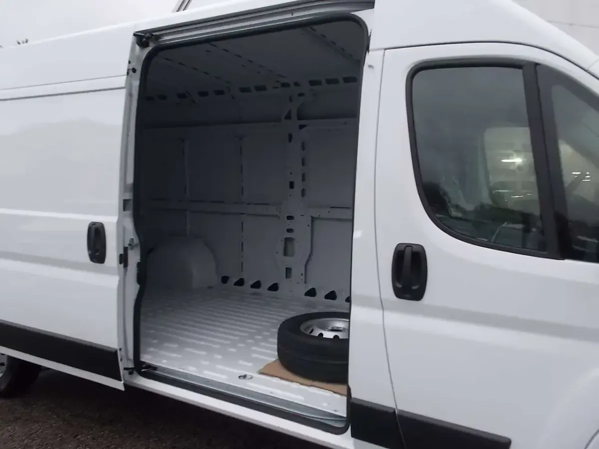 Neu Fiat Ducato 140 PS (102 kW) 2025 Weiss Van