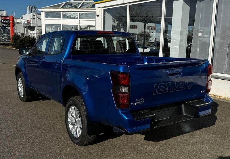 Neu Isuzu D-Max 163 PS (119 kW) 2026 Blau Pickup