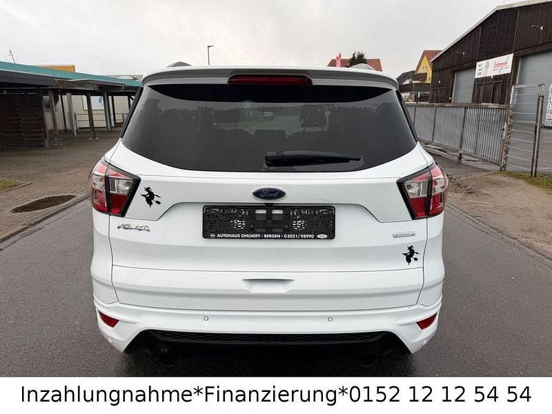 Gebraucht Ford Kuga ST-Line 175 PS (128 kW) 2019 Weiß SUV