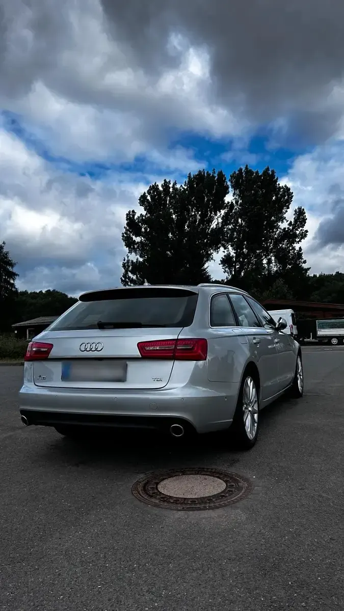 Gebraucht Audi A6 204 PS (150 kW) 2013 Grau Kombi