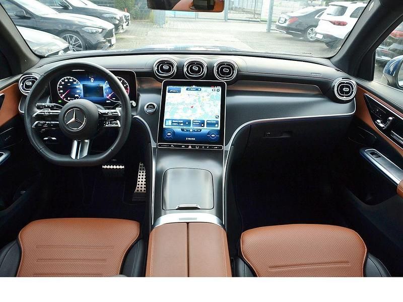 Gebraucht Mercedes GLC300 Advanced Plus 258 PS (189 kW) 2022 Spektralblau metallic SUV