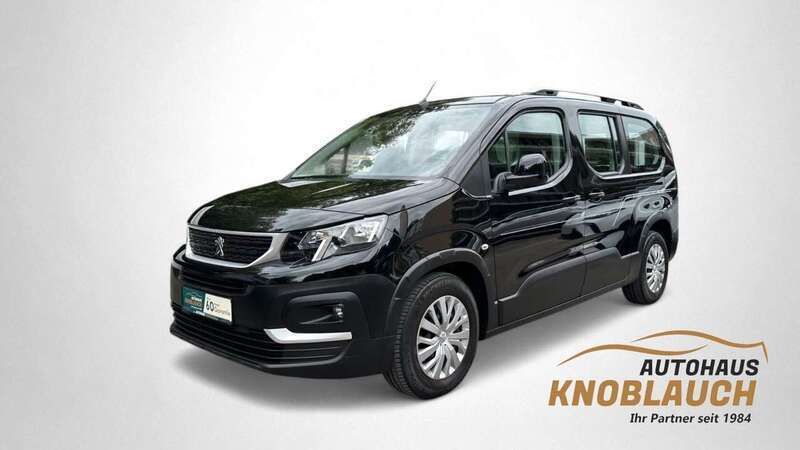 Schwarz Gebraucht 2020 Peugeot Rifter Active Van / Kleinbus | 20.990 € (Guter Preis) - Bild 1/3