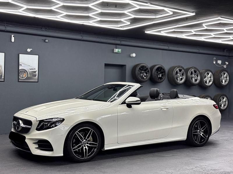 Weiß Gebraucht 2017 Mercedes E220 AMG line Cabrio | 31.900 € (Guter Preis) - Bild 1/4