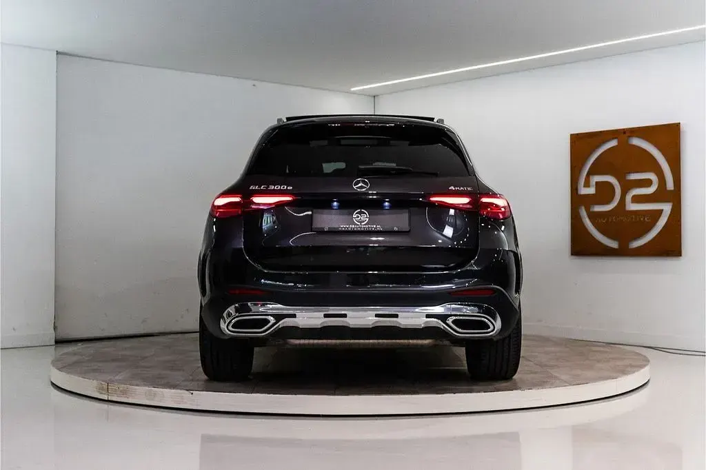 Gebraucht Mercedes GLC300e AMG Line Premium Plus 2024 Grau SUV