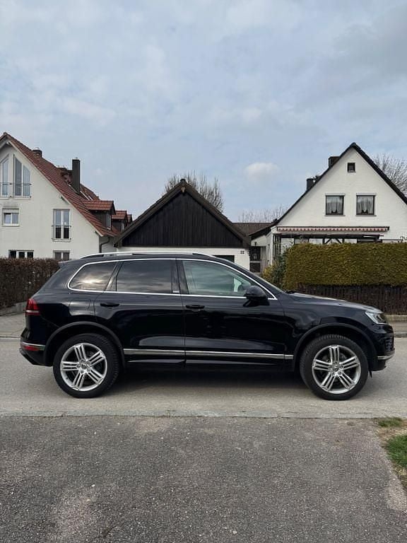 Gebraucht VW Touareg 262 PS (192 kW) 2017 Schwarz SUV