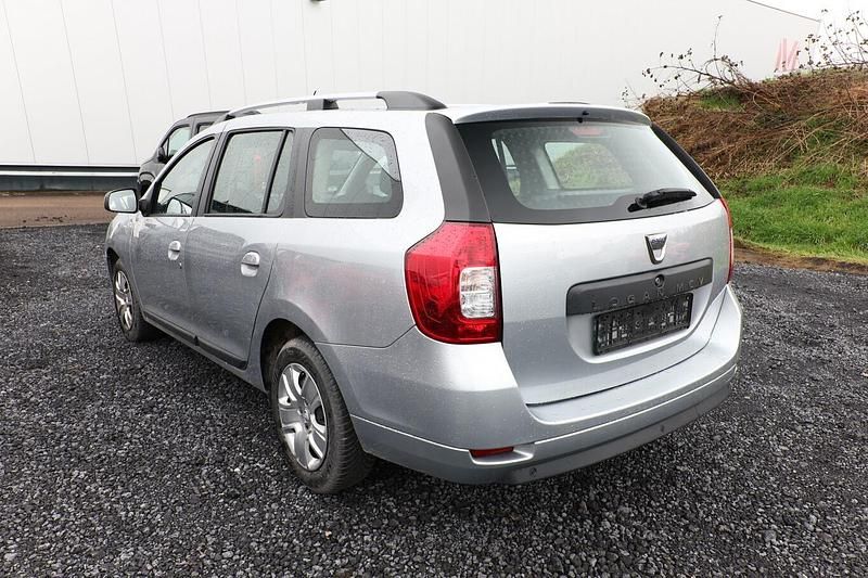 Gebraucht Dacia Logan Comfort 73 PS (53 kW) 2020 Highland grey metallic
