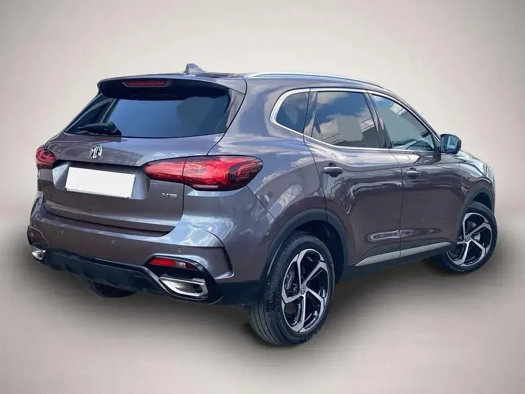 Gebraucht MG HS Luxury 162 PS (119 kW) 2024 Manufacturer SUV