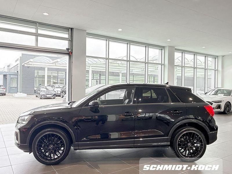 Używany Audi Q2 Advanced Plus 150 KM (110 kW) 2025 Czarny SUV