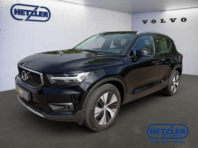 Black solid stone / solid Gebraucht 2021 Volvo XC40 Momentum SUV | 21.900 € (Guter Preis) - Bild 1/4