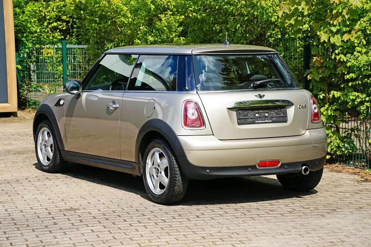 Gebraucht Mini ONE 95 PS (69 kW) 2009 Silber Kleinwagen