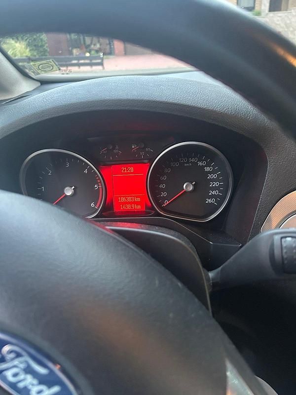 Gebraucht Ford Galaxy 115 PS (84 kW) 2011 Schwarz Van / Kleinbus