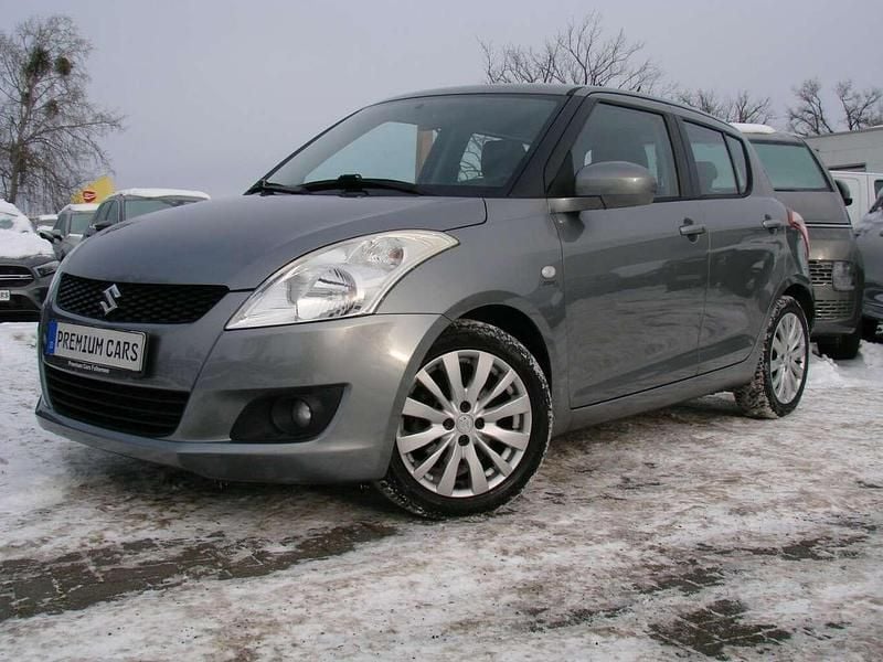 Gebraucht Suzuki Swift Club 94 PS (69 kW) 2011 Galactic grey metallic Kleinwagen