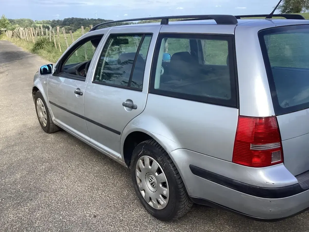 Gebraucht VW Golf IV 101 PS (74 kW) 2000 Silber Kombi