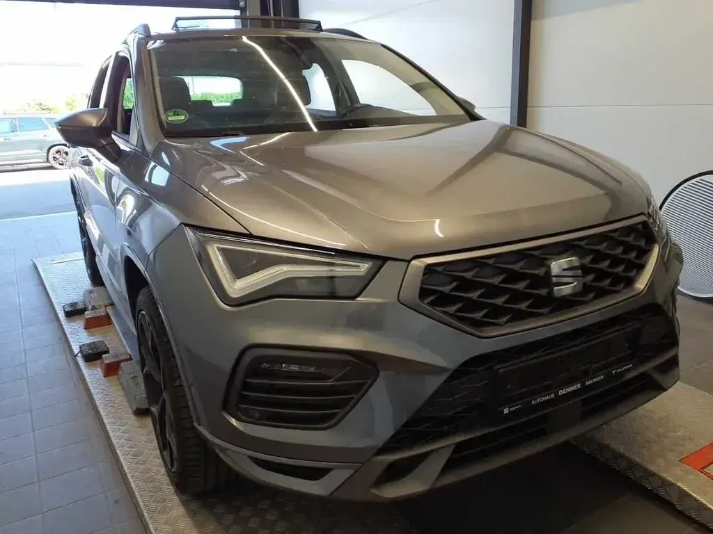 Gebraucht Seat Ateca FR 190 PS (139 kW) 2023 Graphitgrau (metallic) SUV