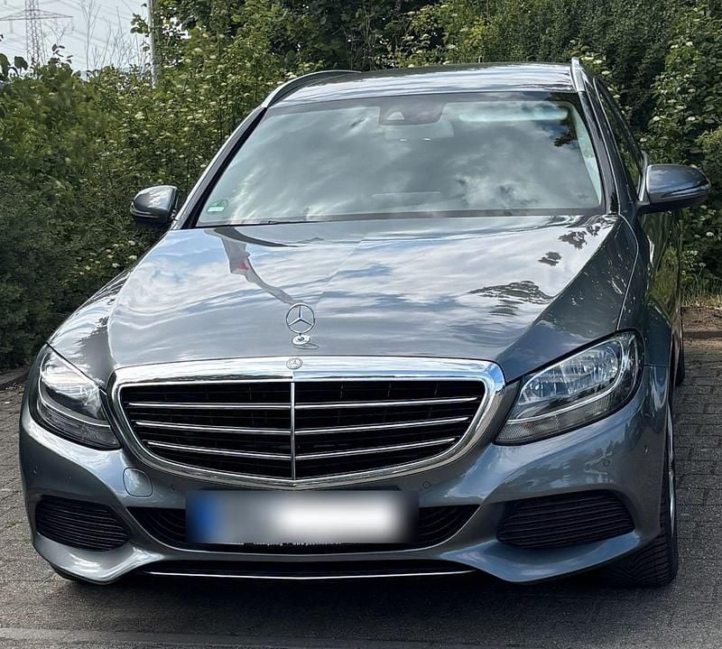 Grau Gebraucht 2016 Mercedes C220 Avantgarde Kombi | 16.150 € (Guter Preis) - Bild 1/4