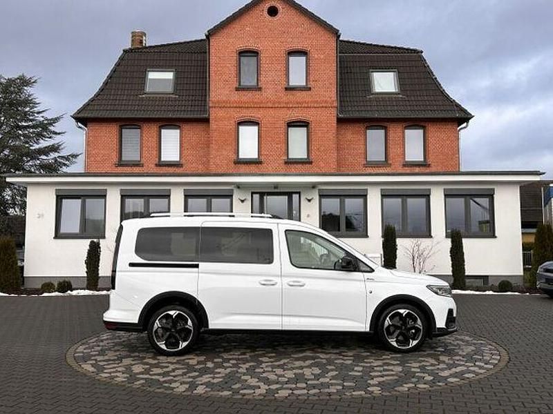 Andere Gebraucht 2025 Ford Tourneo Active Limousine | 33.750 € (Superpreis) - Bild 1/4
