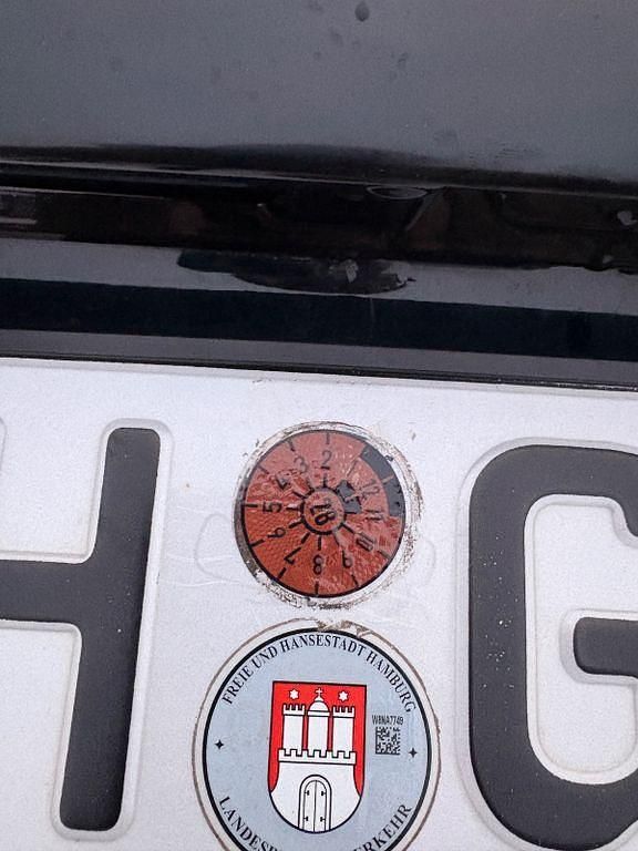 Gebraucht Peugeot Partner Tepee Active 114 PS (83 kW) 2014 Schwarz Van / Kleinbus