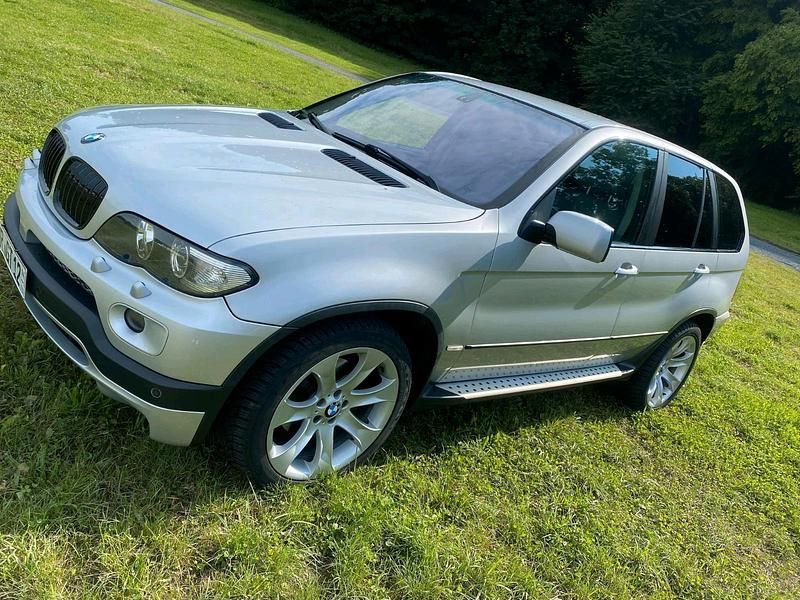 Silber Gebraucht 2003 BMW X5 SUV | 9.999 € - Bild 1/4