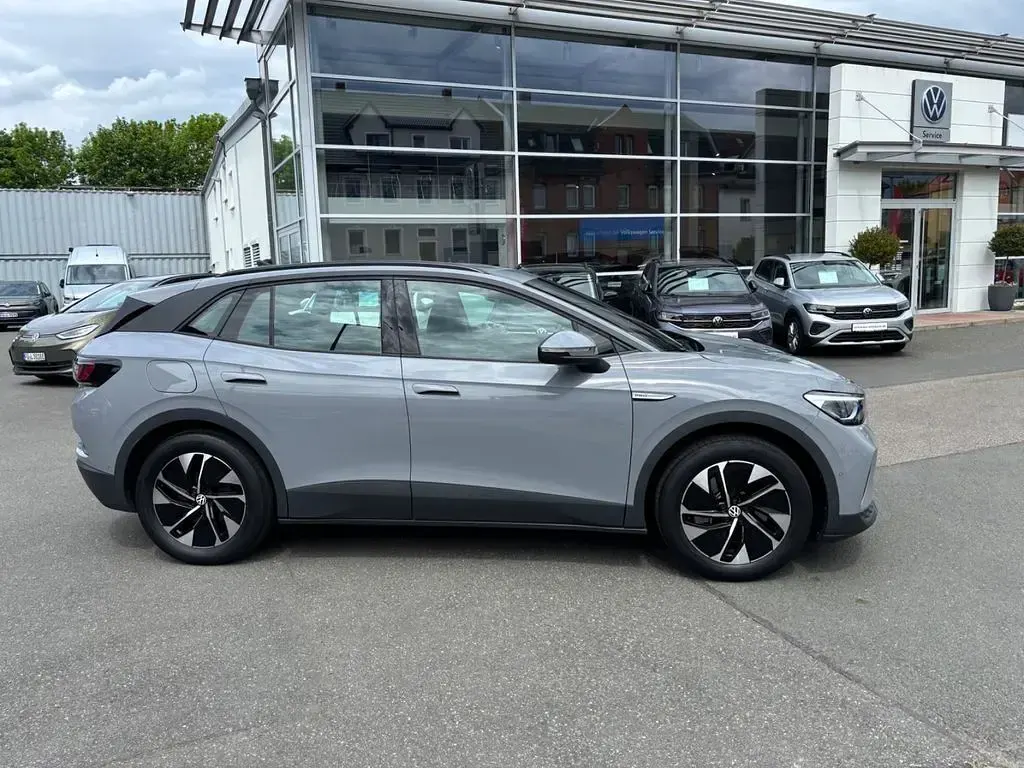 Gebraucht VW ID.4 Pro Performance 150 kW (204 PS) 2022 Grau SUV