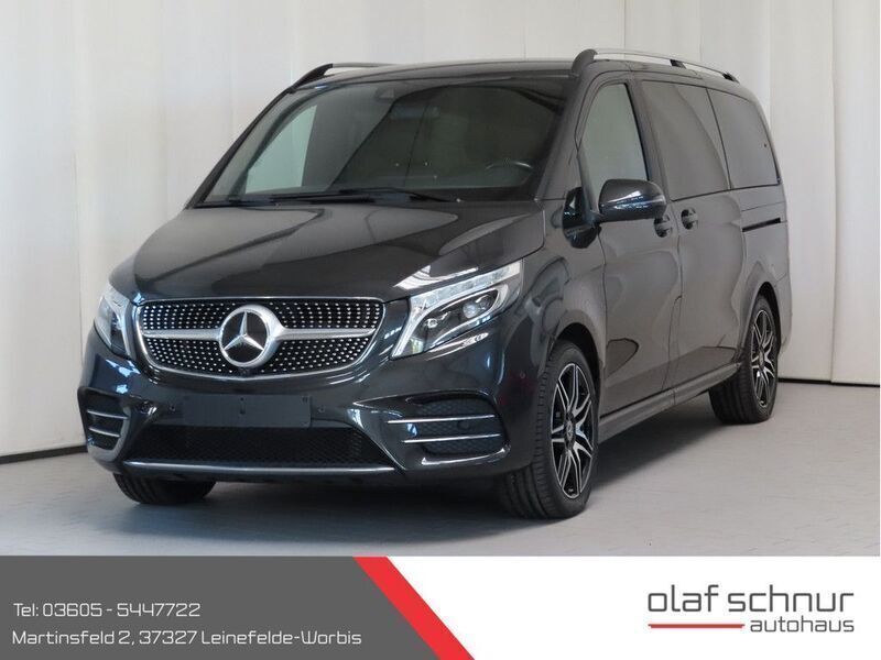 Grau Gebraucht 2020 Mercedes V300 AMG Van / Kleinbus | 50.850 € (Guter Preis) - Bild 1/4