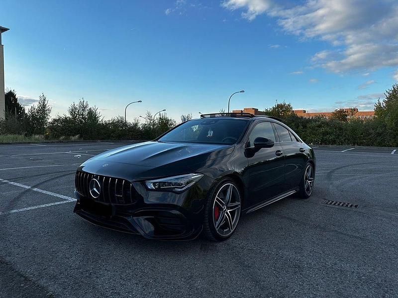 Schwarz Gebraucht 2020 Mercedes CLA45 AMG AMG Limousine | 39.999 € (Etwas zu teuer) - Bild 1/4