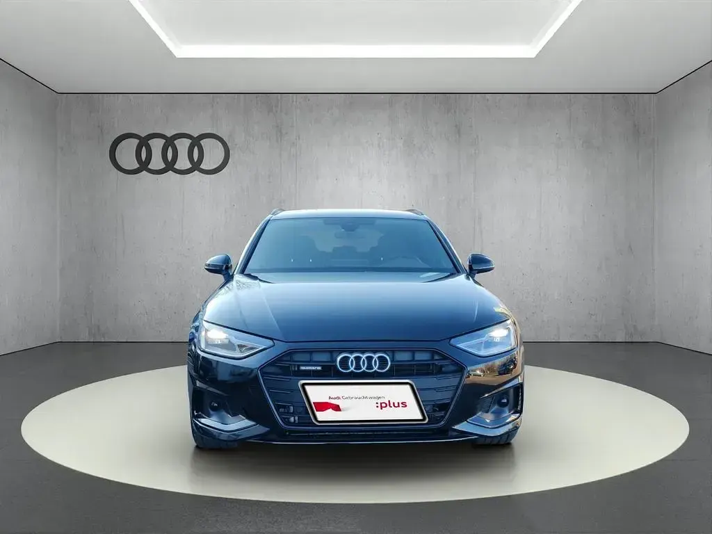 Gebraucht Audi A4 Advanced Plus 204 PS (150 kW) 2024 Schwarz Kombi