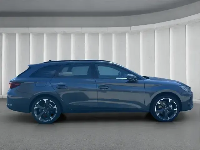 Neu Cupra Leon 150 PS (110 kW) 2026 Grau Kombi