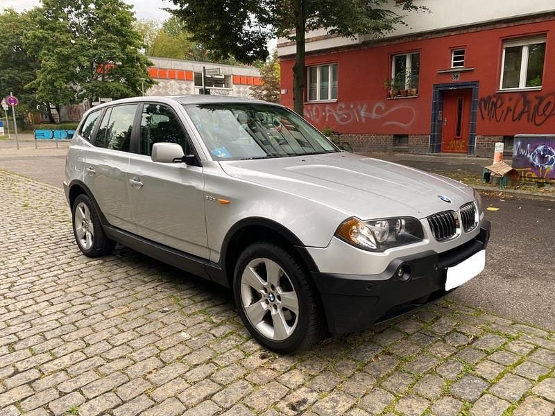 Silber Gebraucht 2005 BMW X3 SUV | 2.800 € (Superpreis) - Bild 1/4