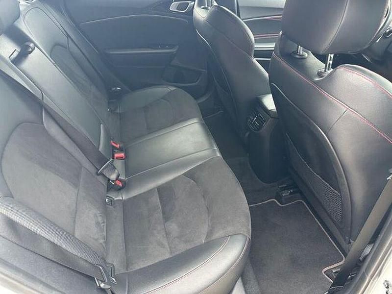 Second-hand Kia ProCeed 204 CP (150 kW) 2021 Alb Break