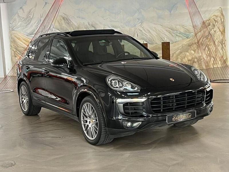 Schwarz Gebraucht 2016 Porsche Cayenne SUV | 39.900 € (Guter Preis) - Bild 1/4
