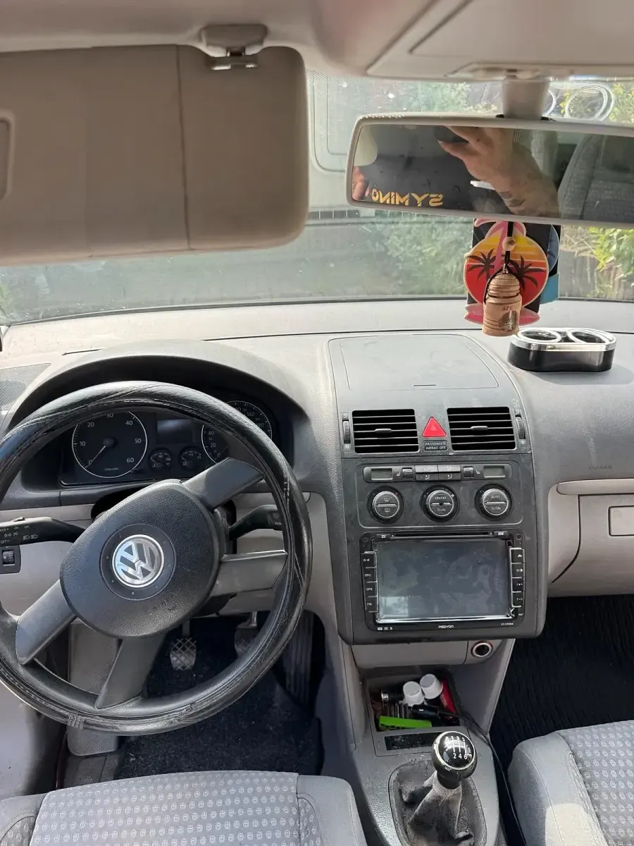 Gebraucht VW Touran 140 PS (102 kW) 2004 Grau Van / Kleinbus