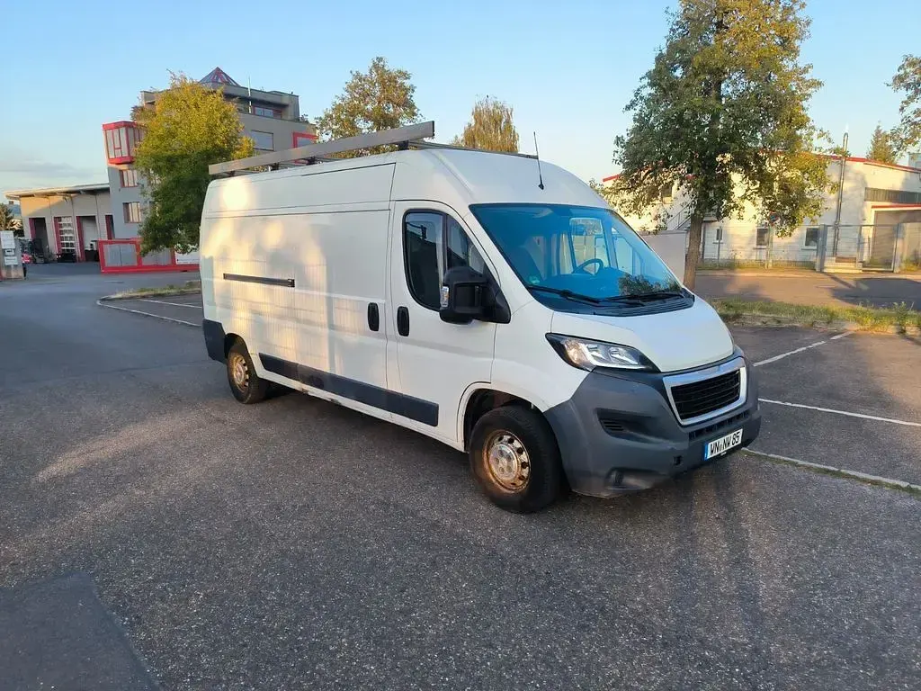 Gebraucht Peugeot Boxer 131 PS (96 kW) 2016 Weiß Van