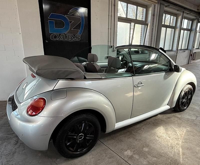 Gebraucht VW New Beetle 102 PS (75 kW) 2004 Silber Kleinwagen