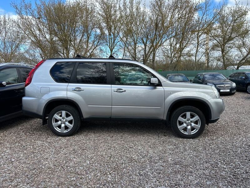 Gebraucht Nissan X-Trail 173 PS (127 kW) 2009 Silber SUV