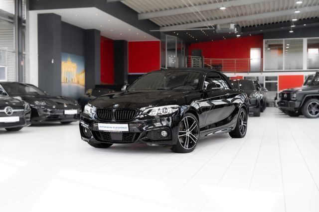 Black sapphire metallic Gebraucht 2019 BMW 220 M Sport Cabrio | 28.980 € (Etwas zu teuer) - Bild 1/4